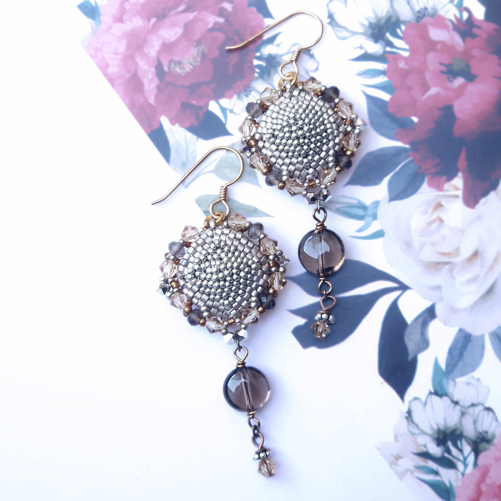 Shimmering Hazel - korvakorut